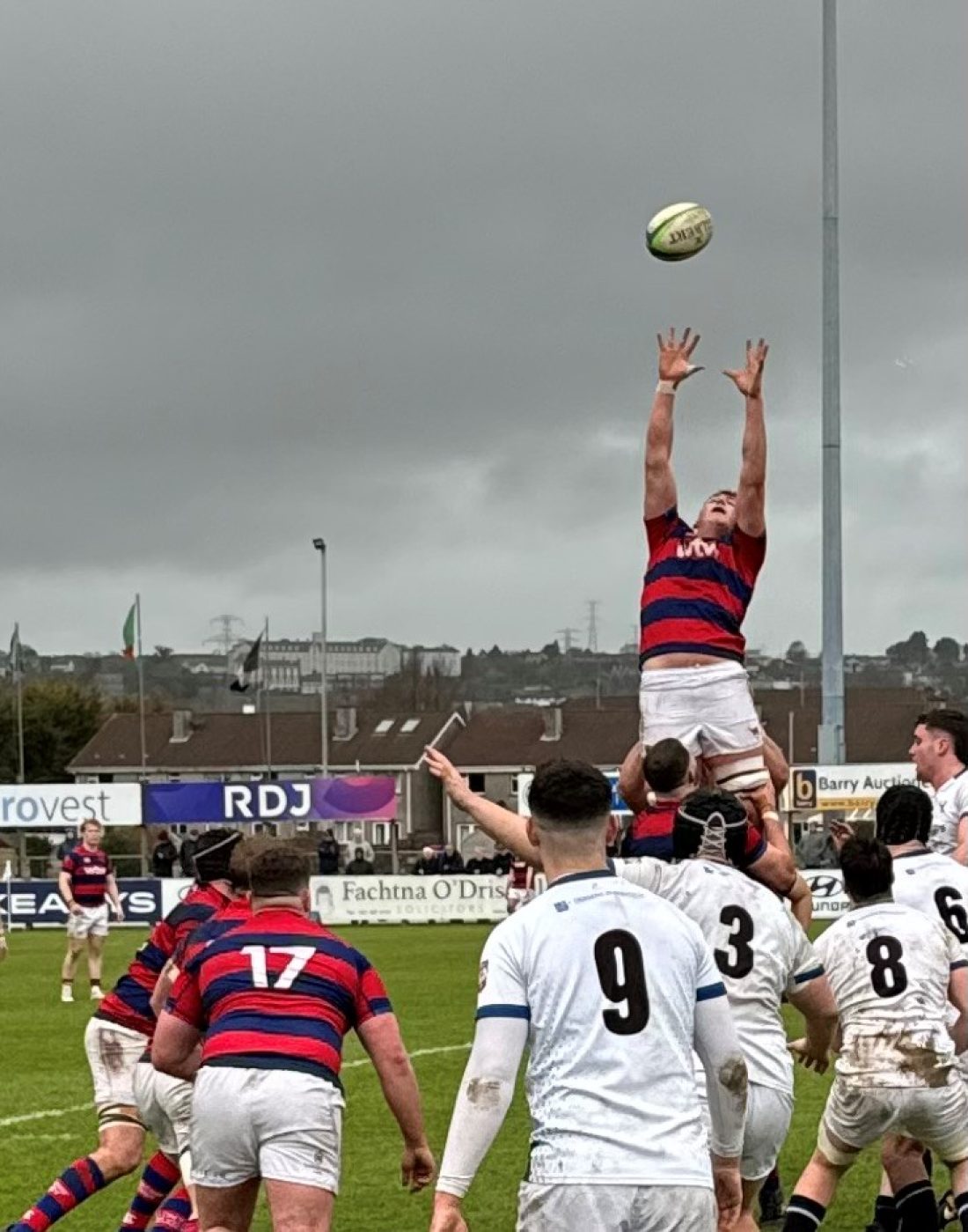 Fionn Lineout